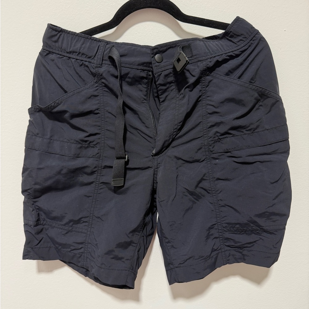 Uniqlo Men's Dark Gray Cargo Shorts